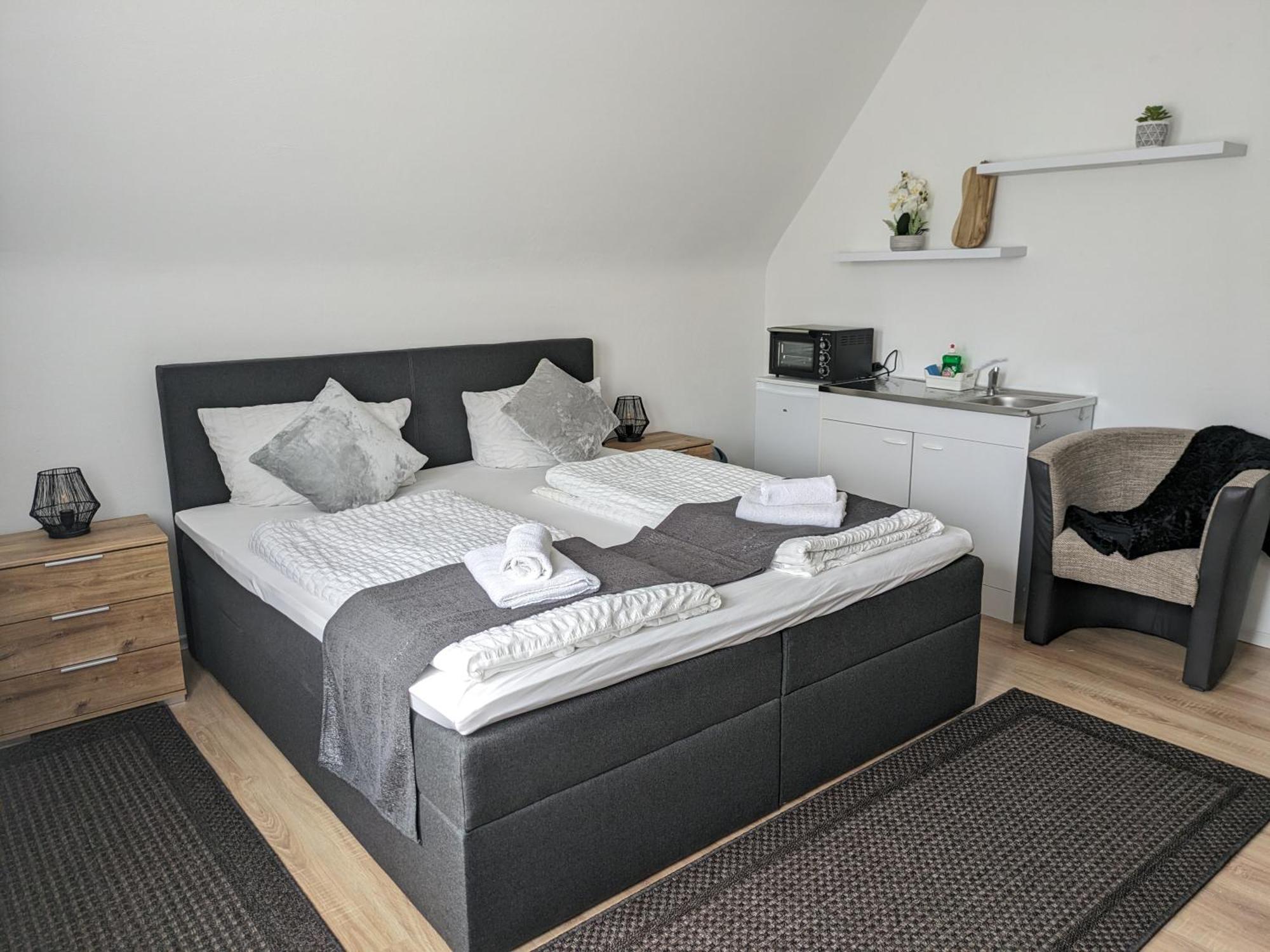 Hotel Ari Kaiserslautern Esterno foto