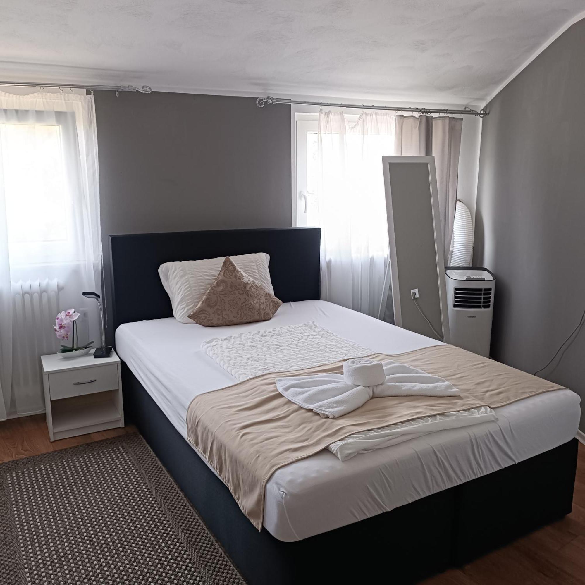 Hotel Ari Kaiserslautern Esterno foto