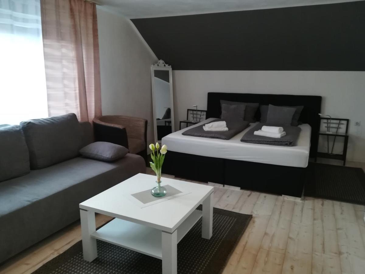 Hotel Ari Kaiserslautern Esterno foto
